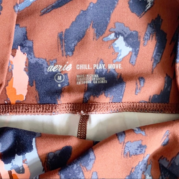 Aerie Chill Play Move Activewear Leggings Leopard Cheetah - Picture 3 of 7